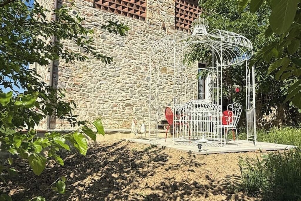 Photo of Outdoor in Twist
