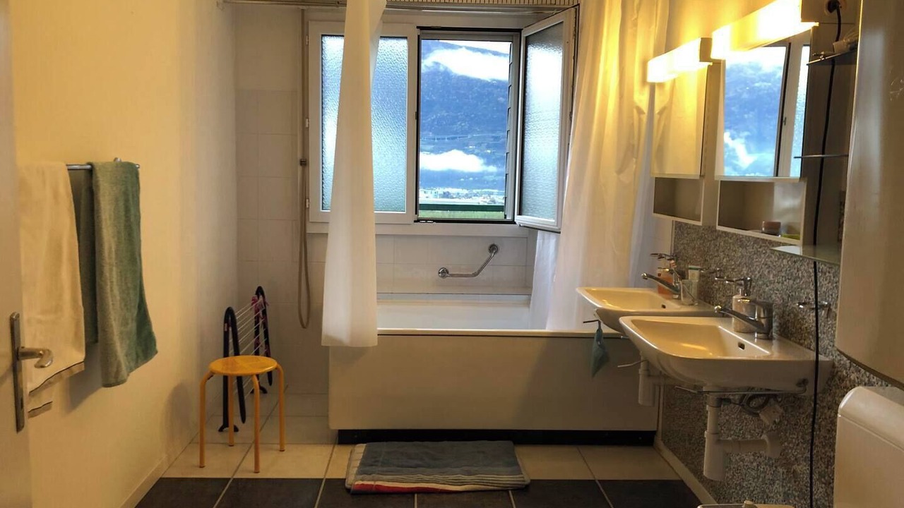 Photo of Bathroom in Gudo