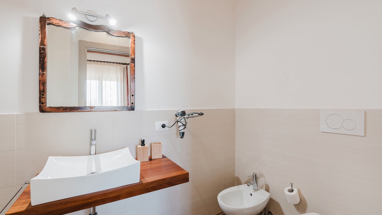 Photo of Bathroom in Rilievo