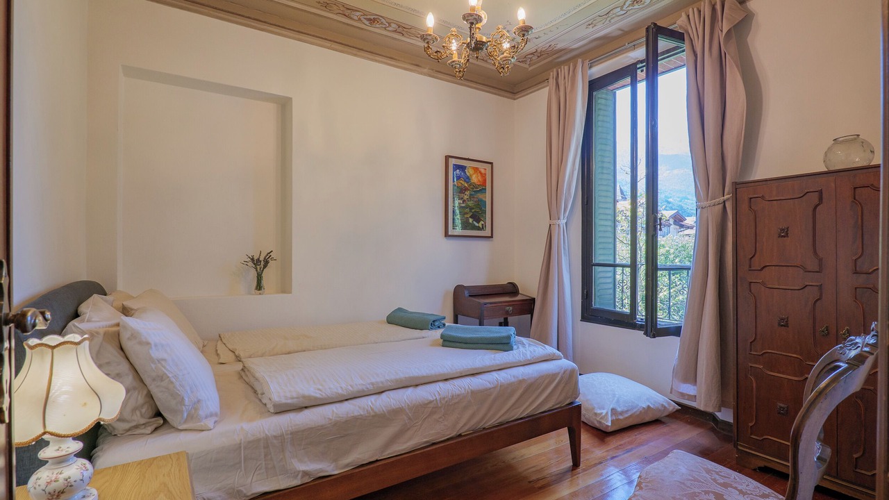 Photo of Bedroom in Cannobio