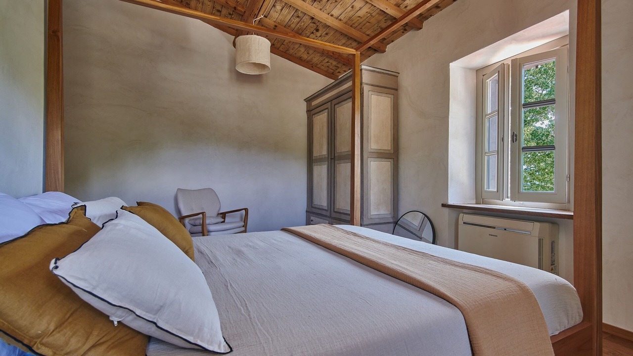 Photo of Bedroom in Poppi