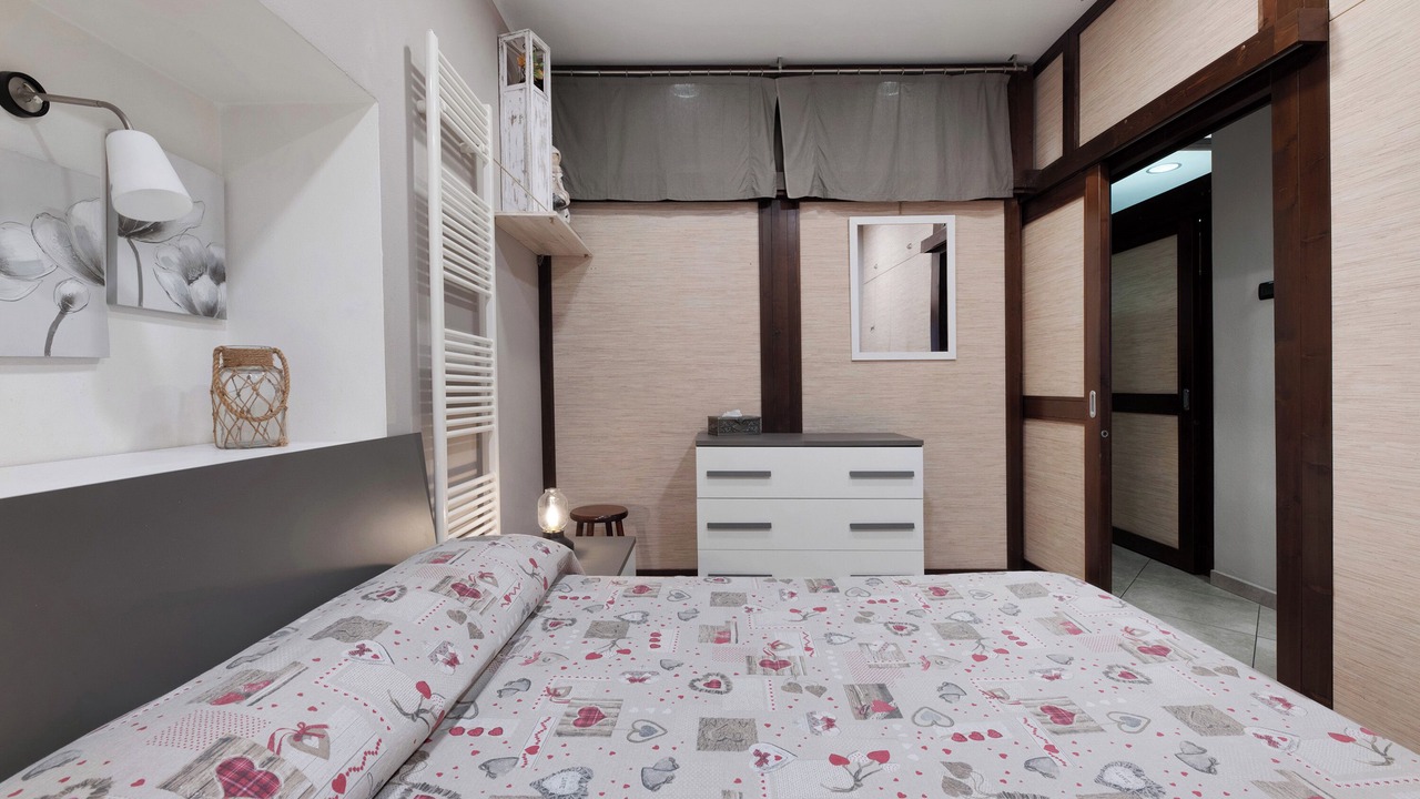 Photo of Bedroom in Lanzo d'Intelvi