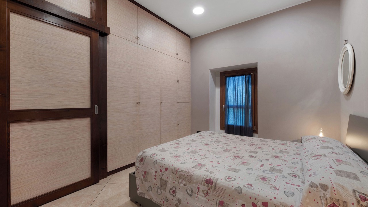 Photo of Bedroom in Lanzo d'Intelvi
