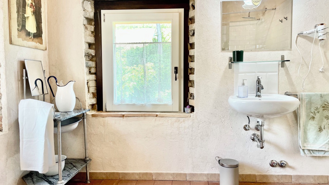 Photo of Bathroom in Saludecio