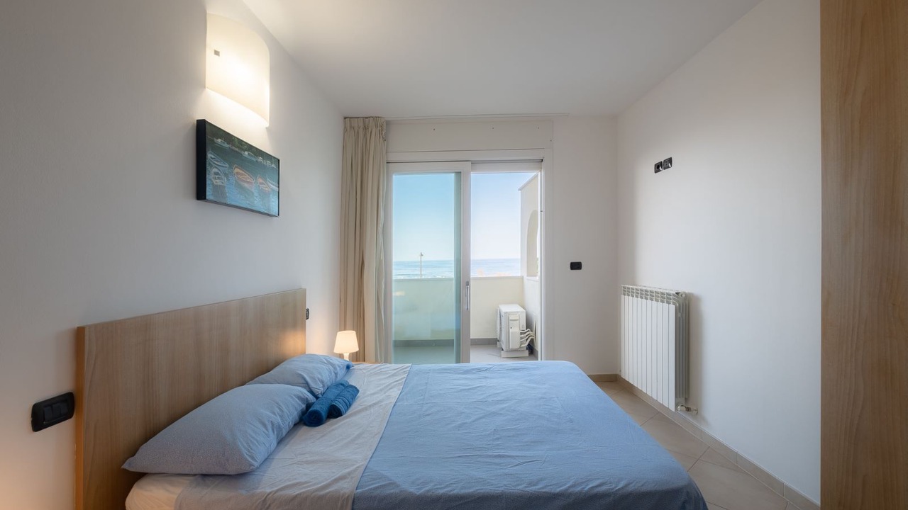 Photo of Bedroom in Miramare