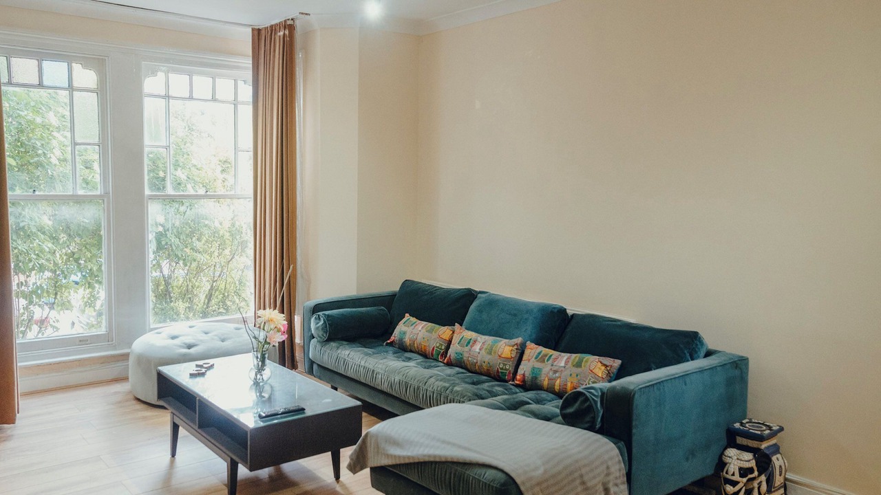 Photo of Livingroom in Stroud Green