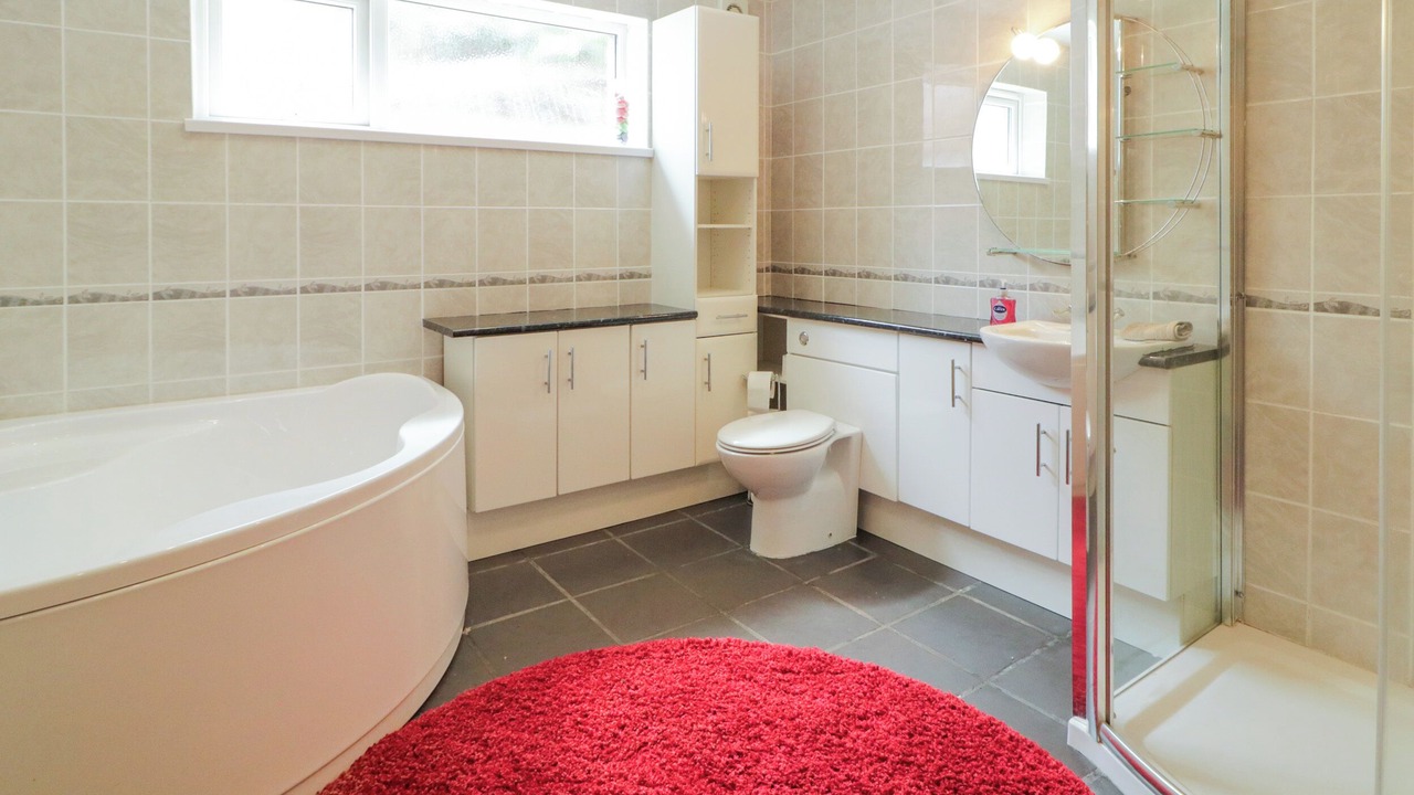 Photo of Bathroom in Castlerock
