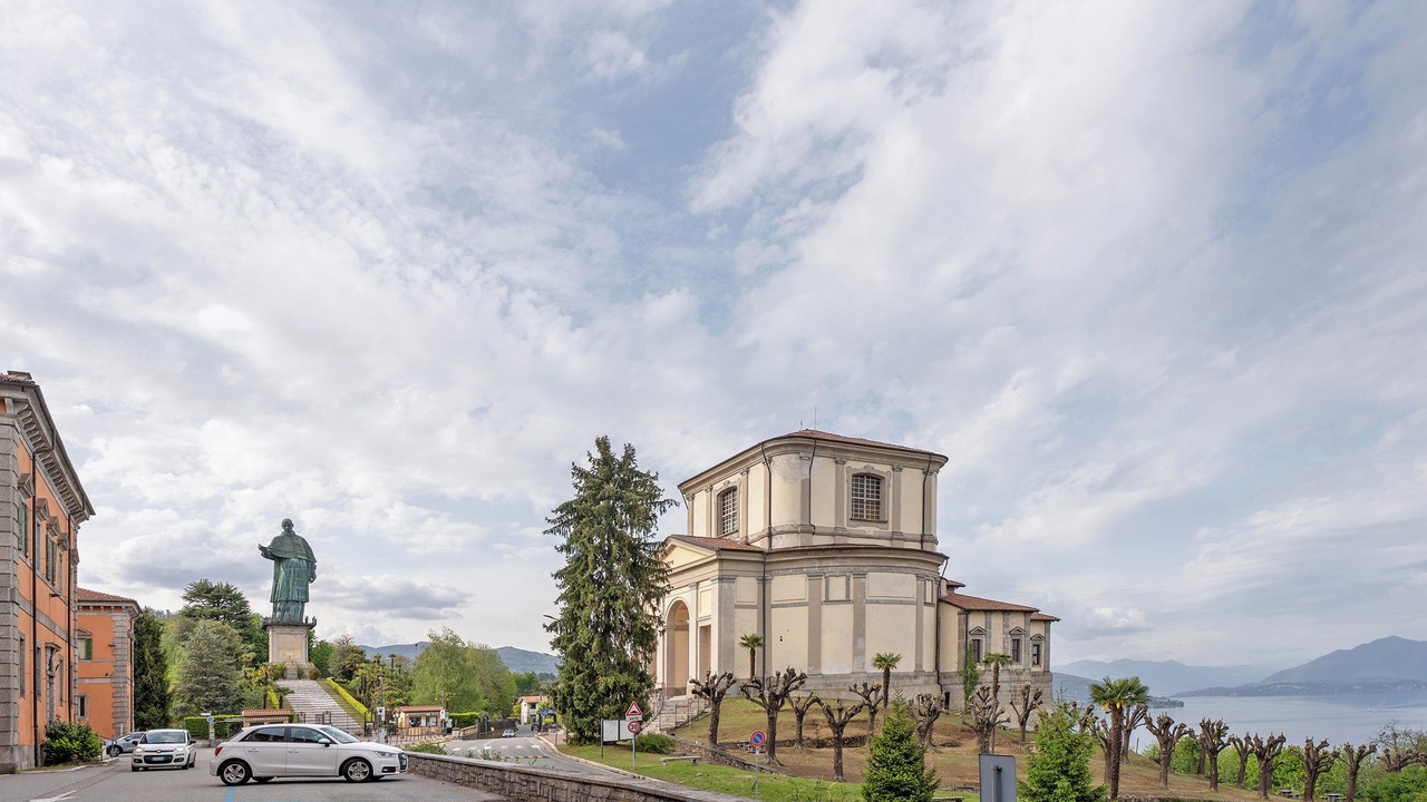 Photo of Outdoor in Arona