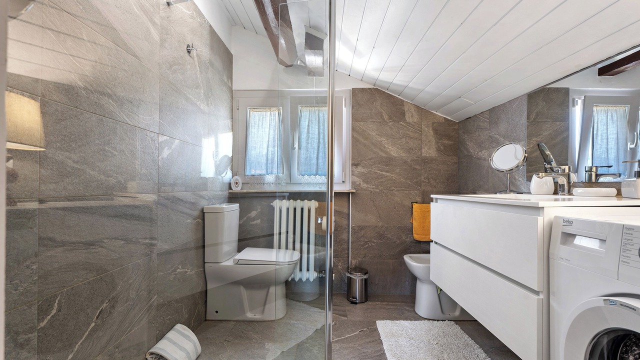 Photo of Bathroom in Arona