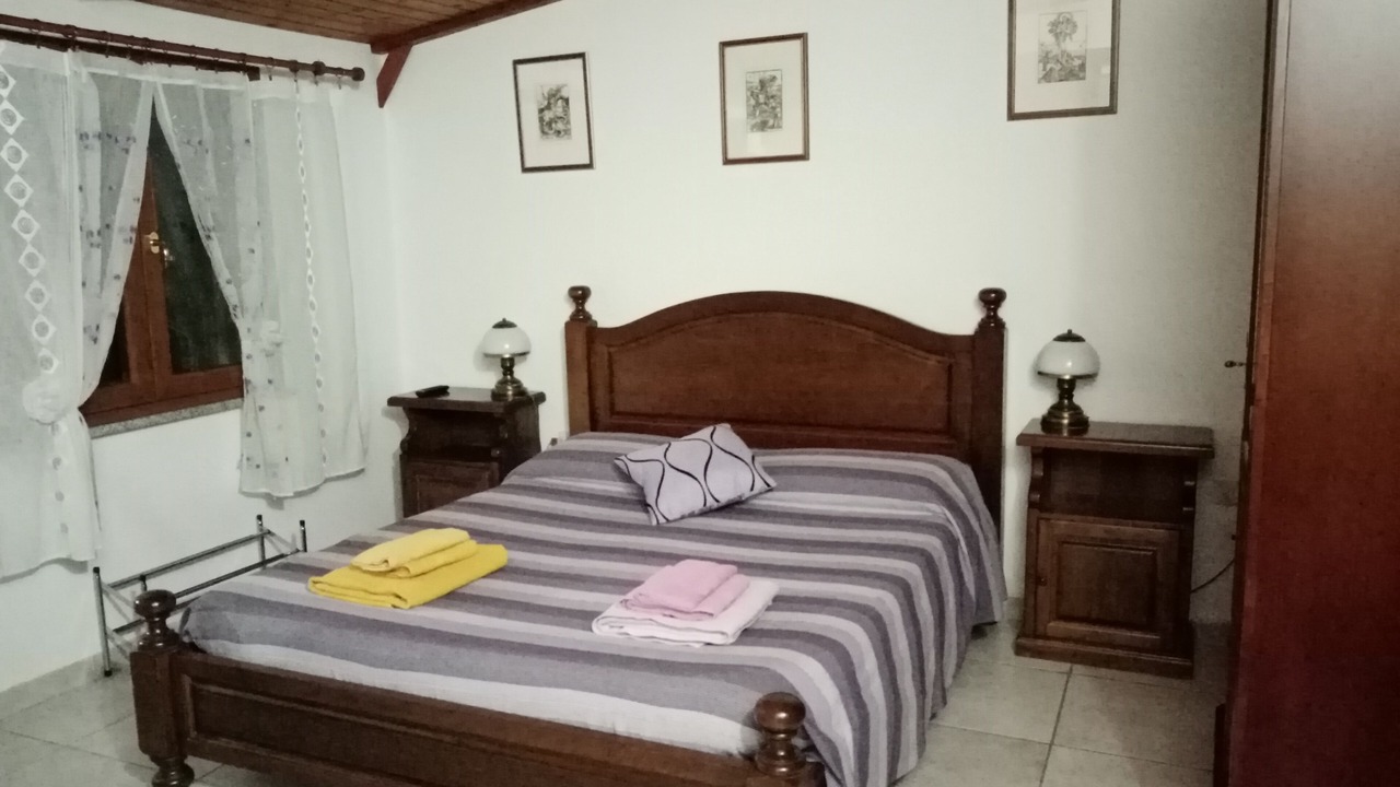 Photo of Bedroom in Iglesias Historic Centre