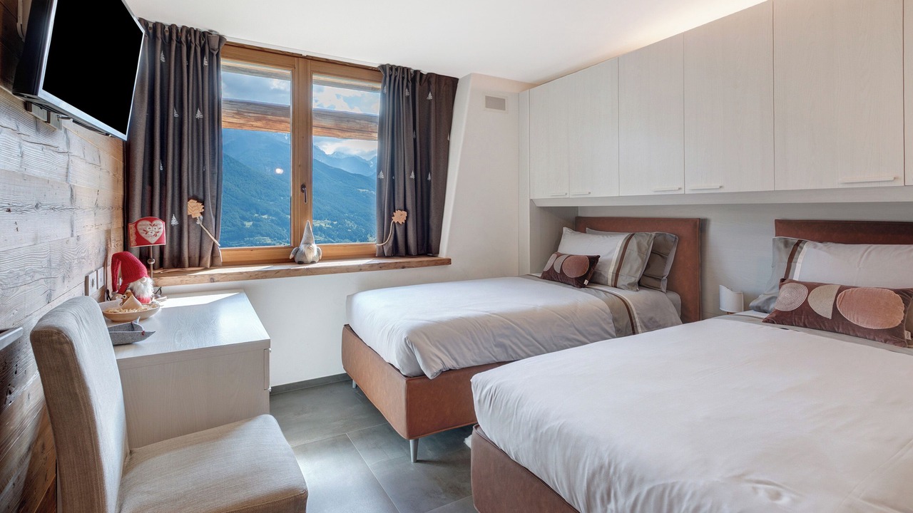 Photo of Bedroom in Oga
