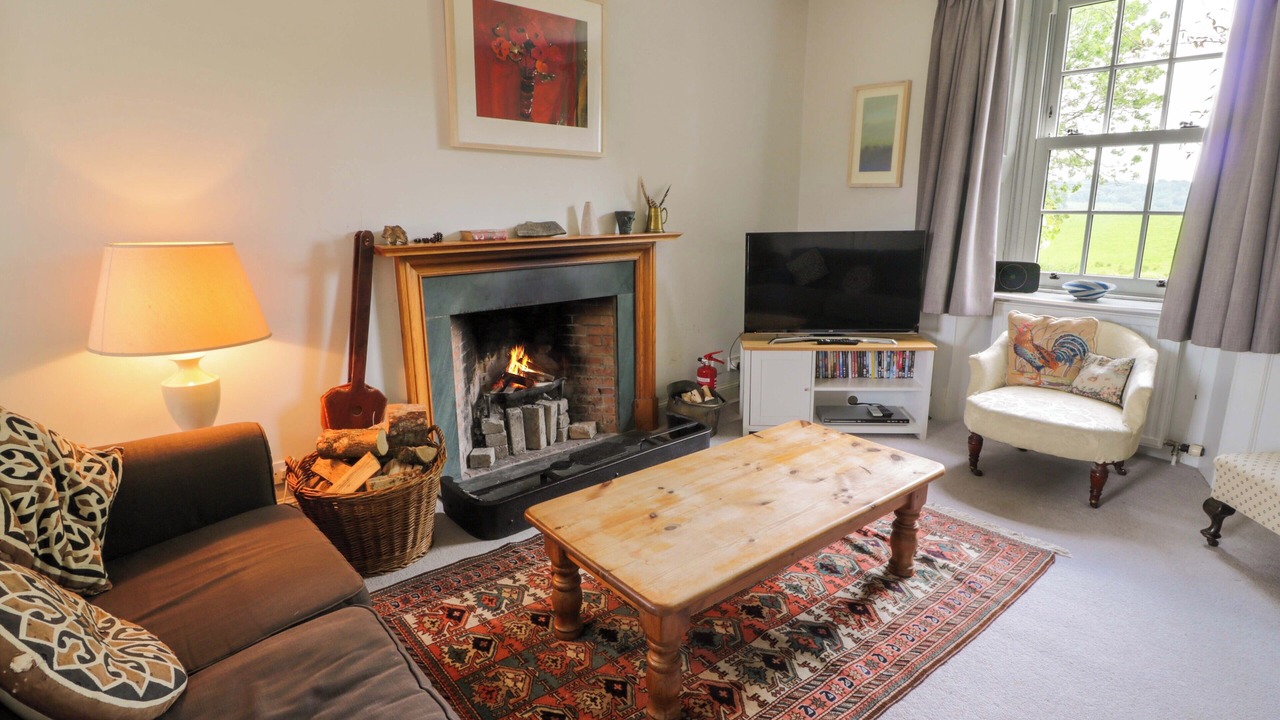Photo of Livingroom in Thornhill