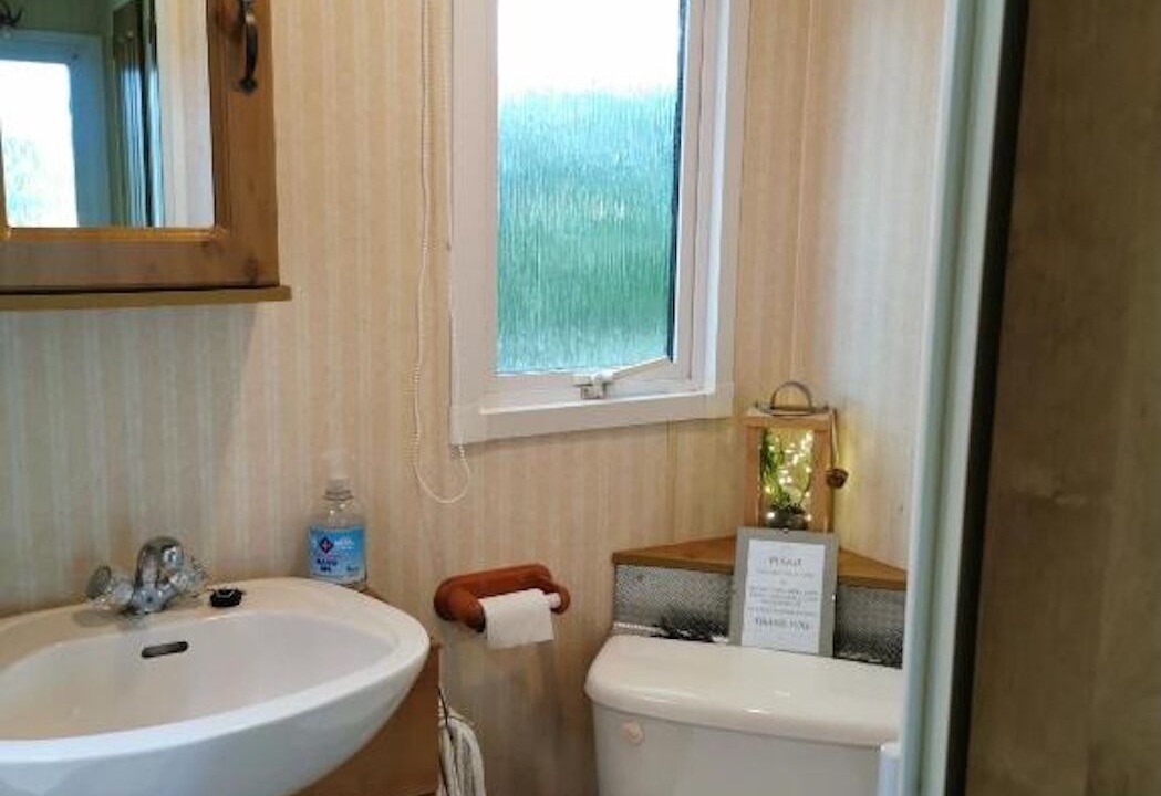 Photo of Bathroom in Armoy