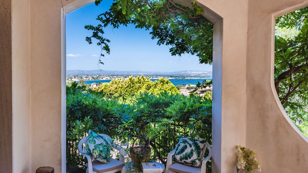 Photo of Patio Balcony in Isola