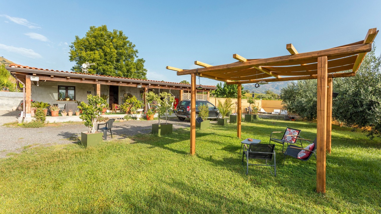 Photo of Outdoor in Mitogio