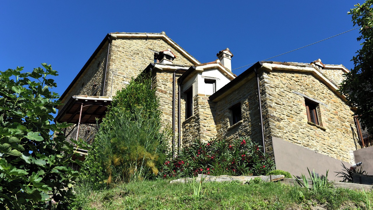Photo of Outdoor in Lunano