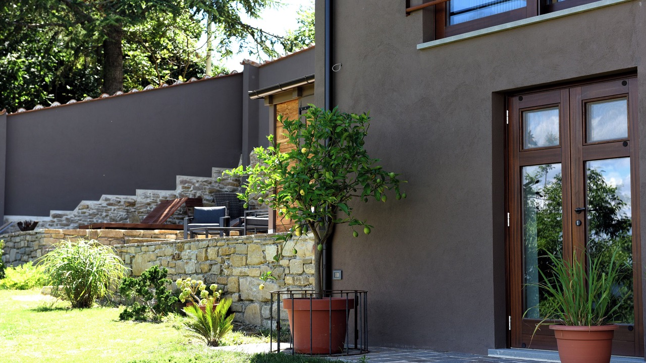 Photo of Outdoor in Lunano