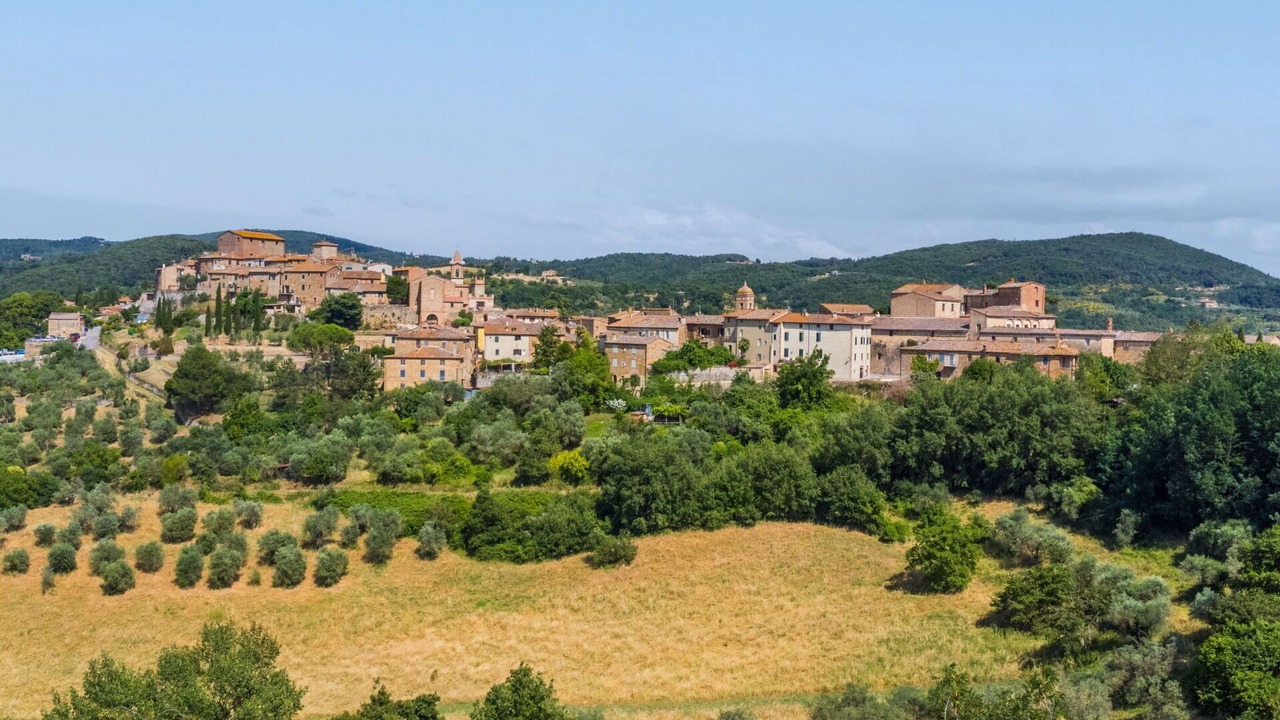 Photo of Others in Montisi