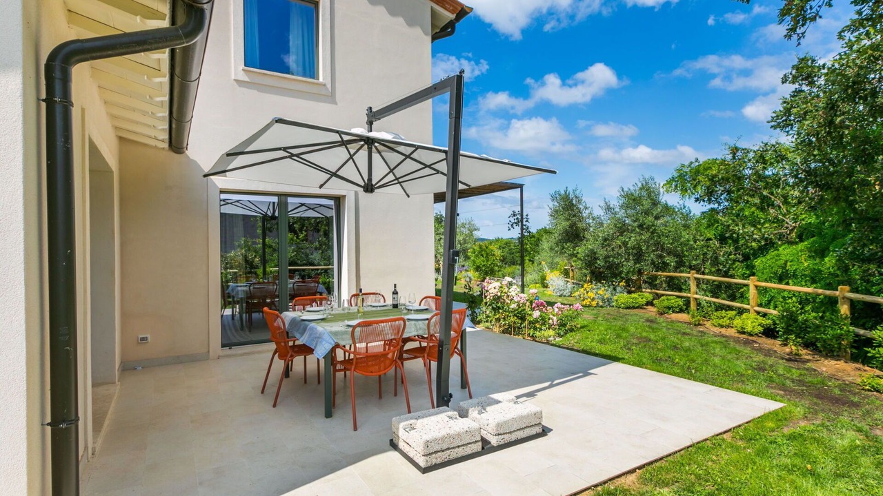 Photo of Outdoor in Montisi