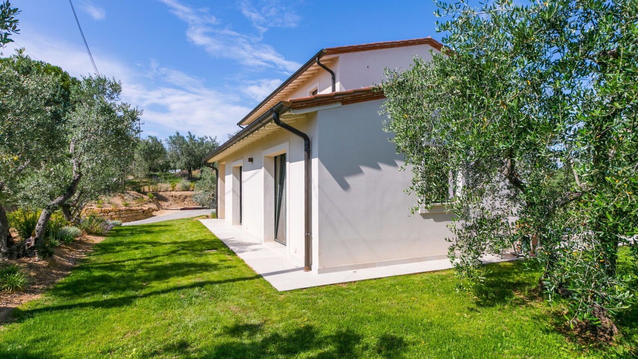 Photo of Outdoor in Montisi