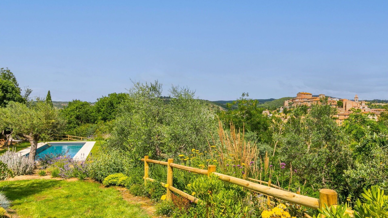 Photo of Outdoor in Montisi