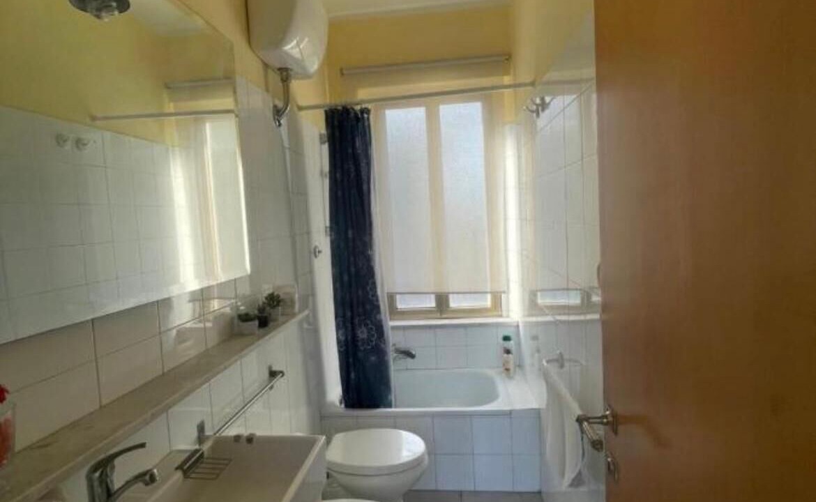 Photo of Bathroom in Guzman