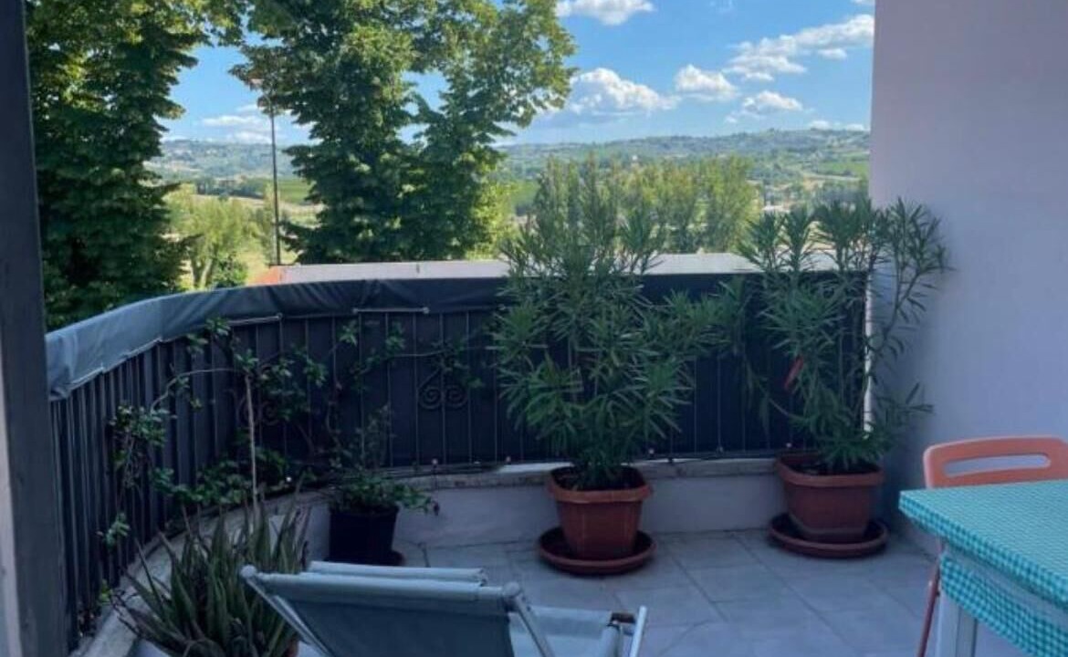 Photo of Patio Balcony in Guzman