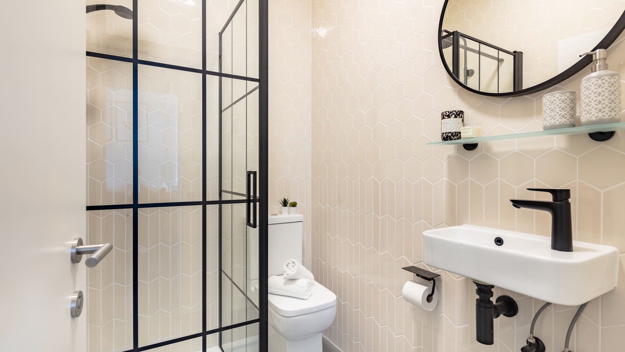 Photo of Bathroom in St Luke's