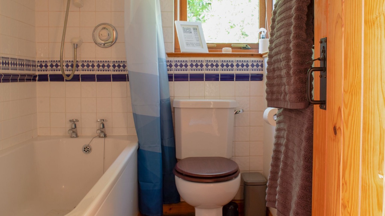 Photo of Bathroom in Breakish