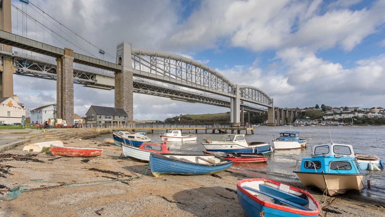 Photo of Others in Saltash