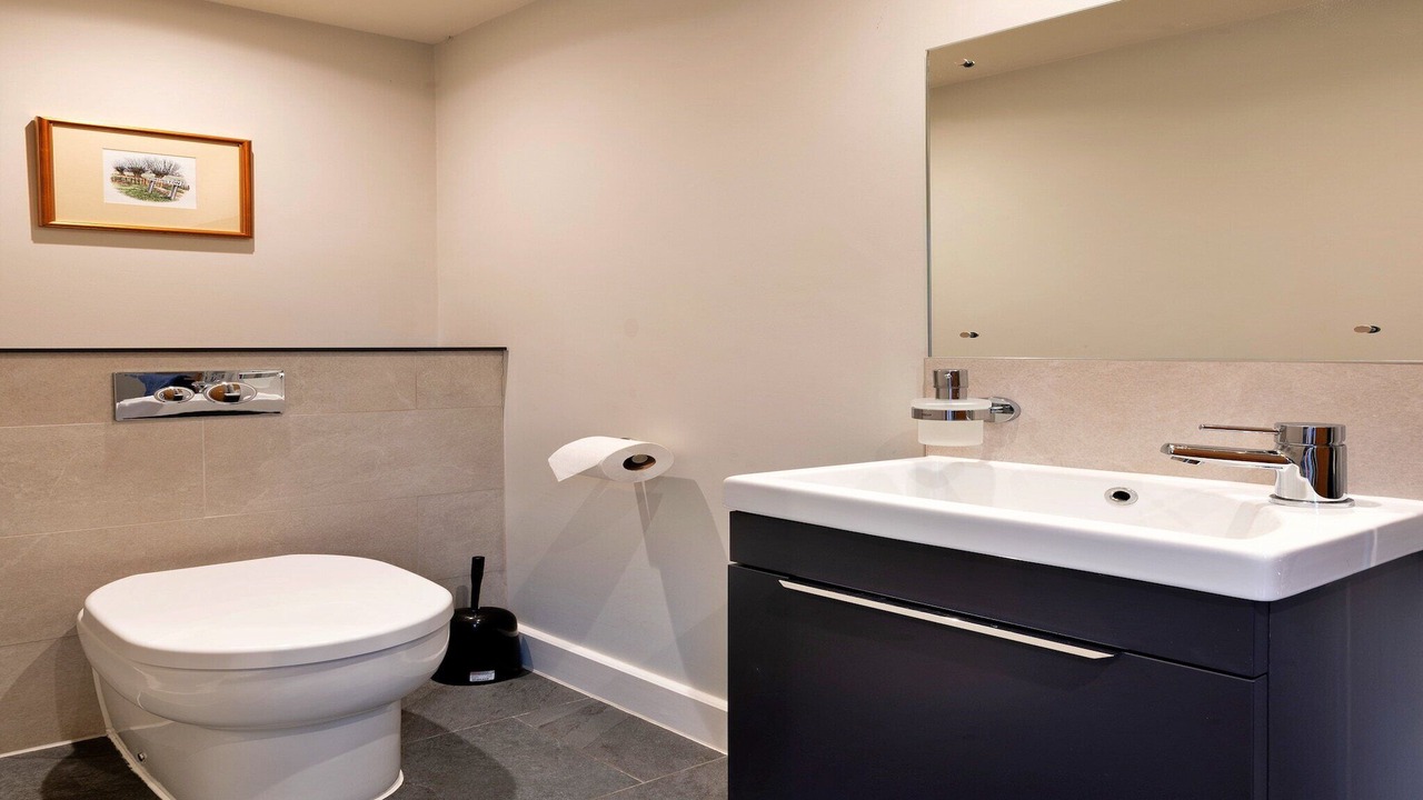 Photo of Bathroom in Dorsington