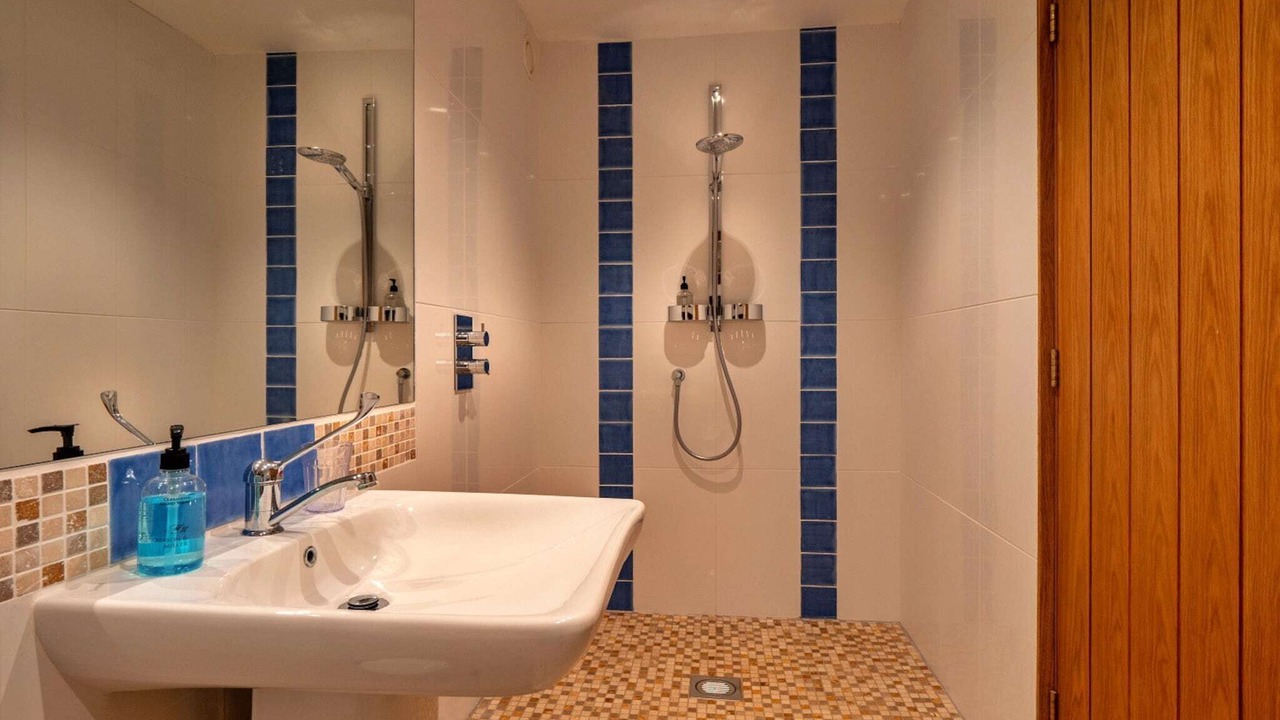 Photo of Bathroom in Kingham