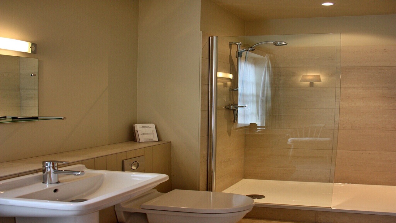 Photo of Bathroom in Great Broughton