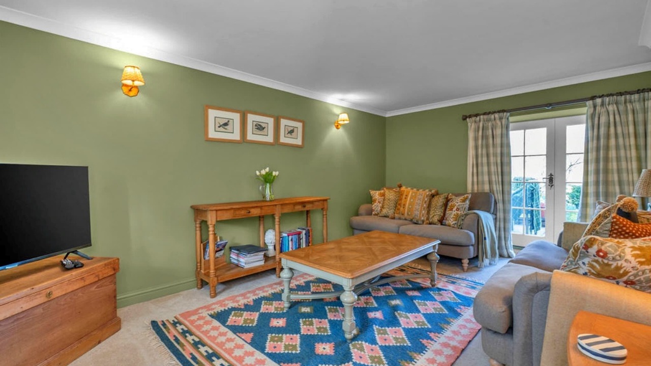 Photo of Livingroom in Kelso