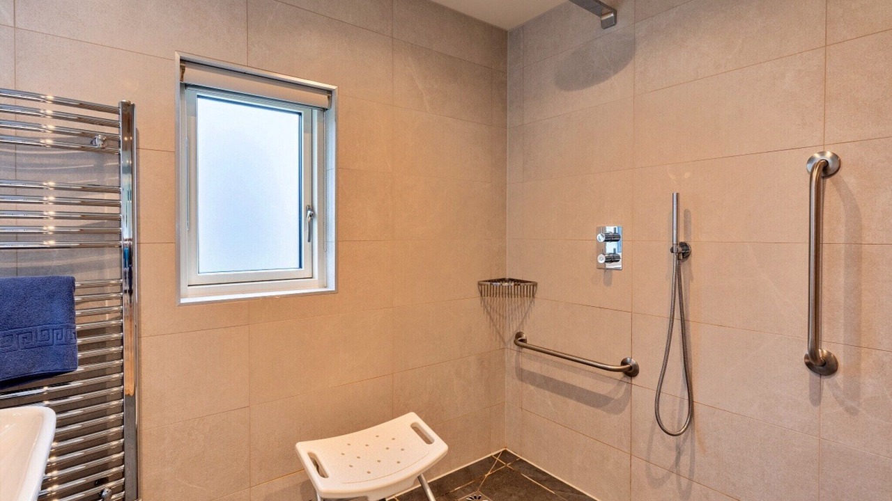 Photo of Bathroom in Dorsington