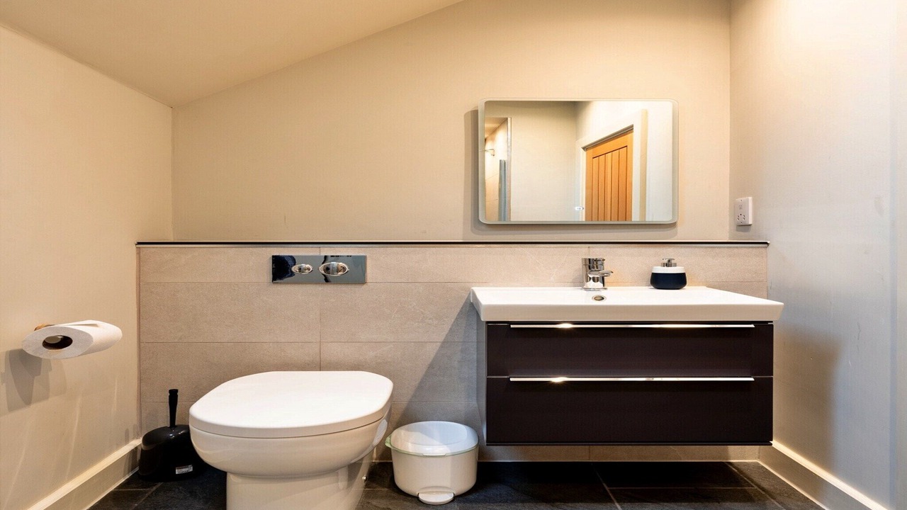Photo of Bathroom in Dorsington