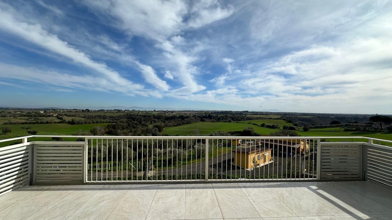 Photo of Patio Balcony in Zona XLIX Santa Maria di Galeria