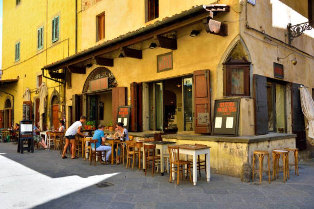 Photo of Outdoor in Saturnana