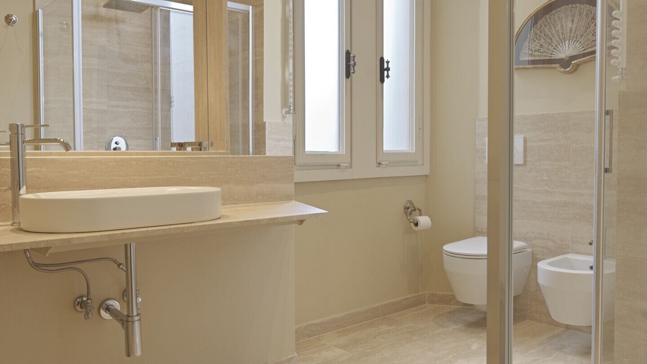 Photo of Bathroom in Oltrarno