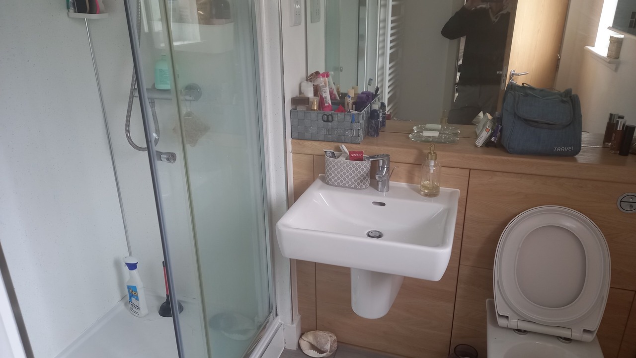 Photo of Bathroom in Longcroft