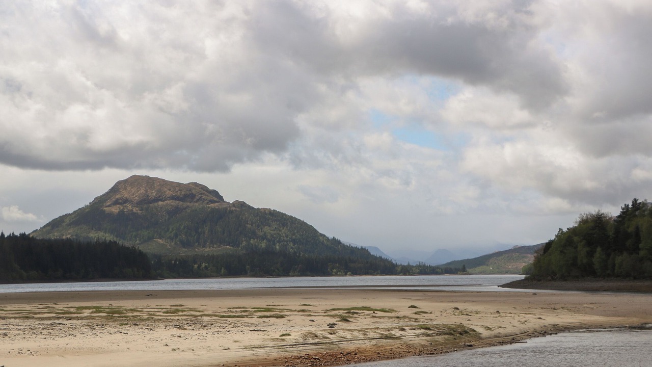 Photo of Others in Newtonmore