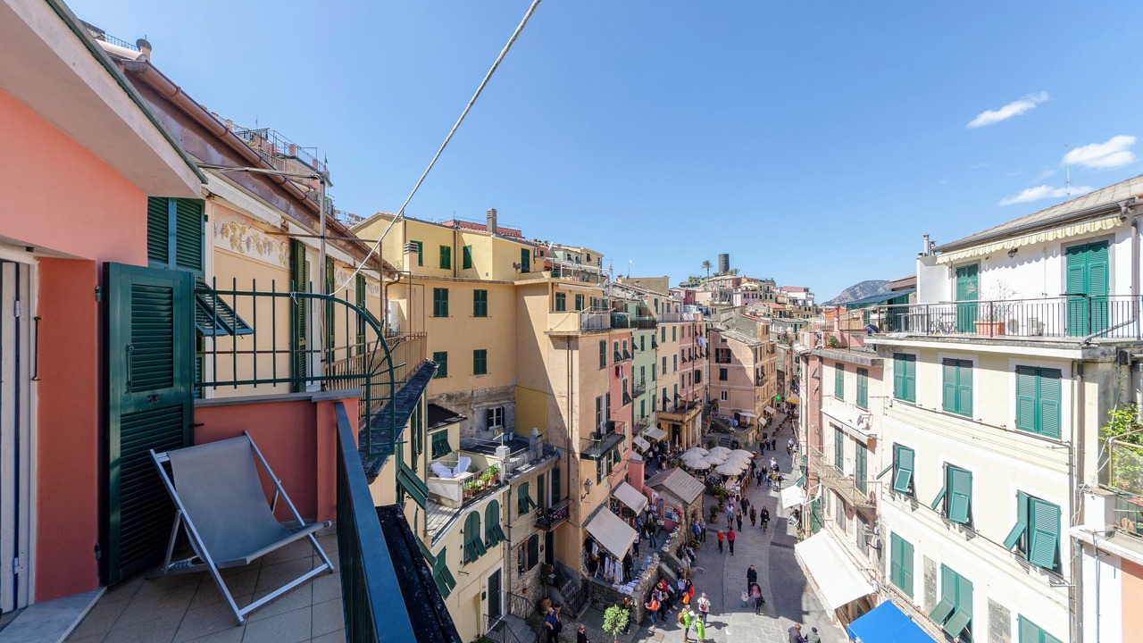 Photo of Others in Vernazza