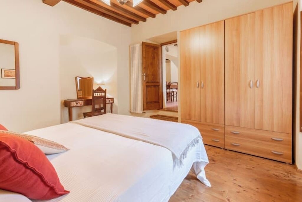 Photo of Bedroom in Mologno