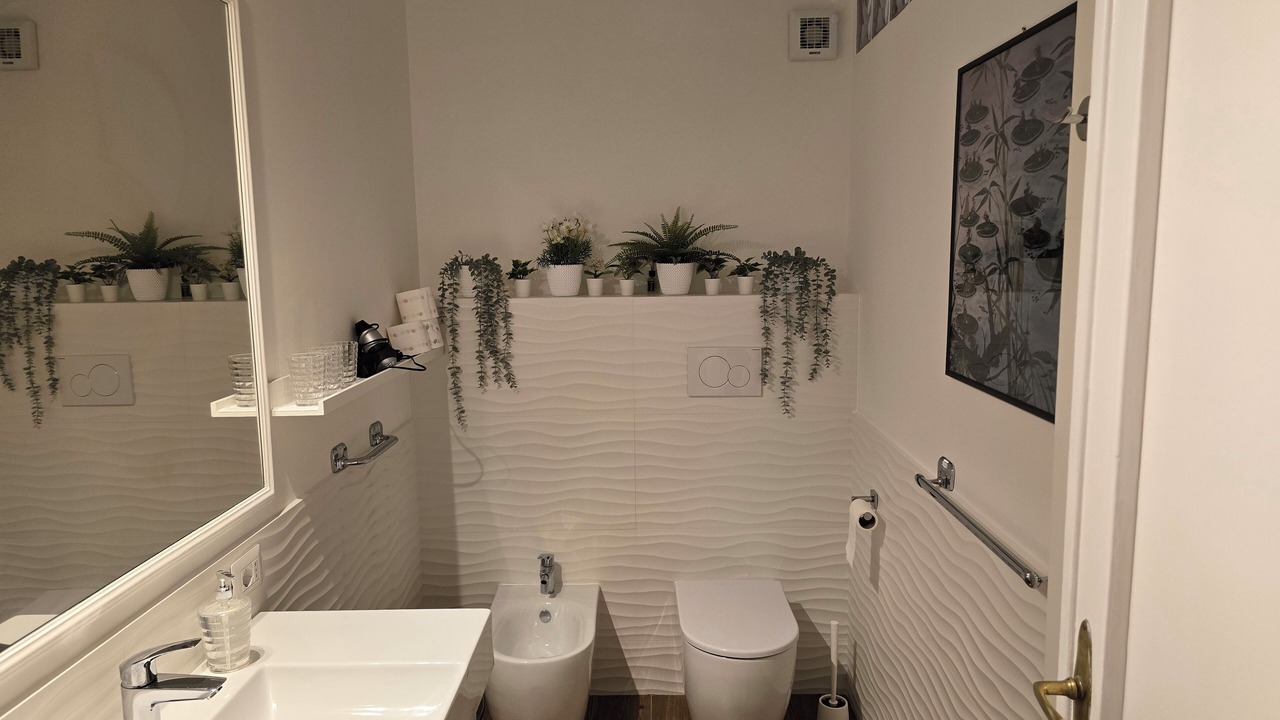 Photo of Bathroom in Repubblica