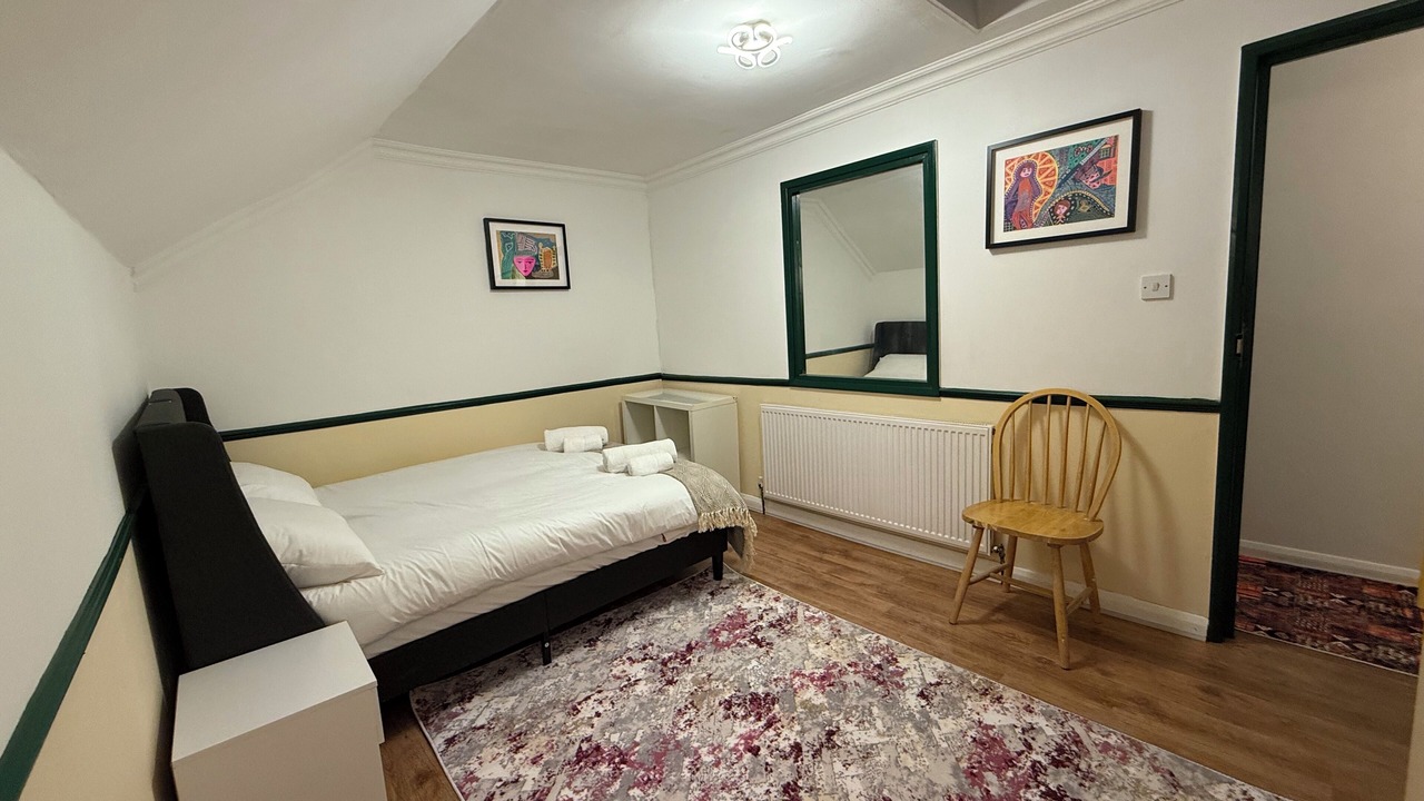 Photo of Bedroom in Shacklewell