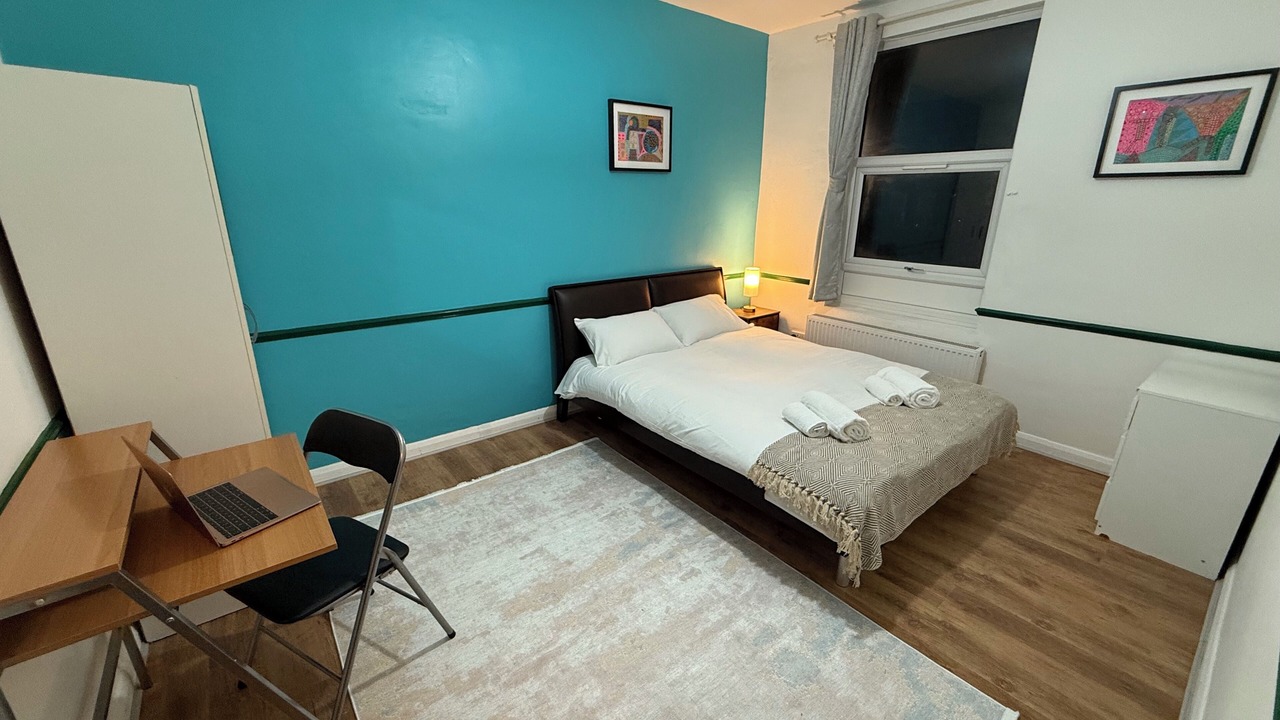 Photo of Bedroom in Shacklewell