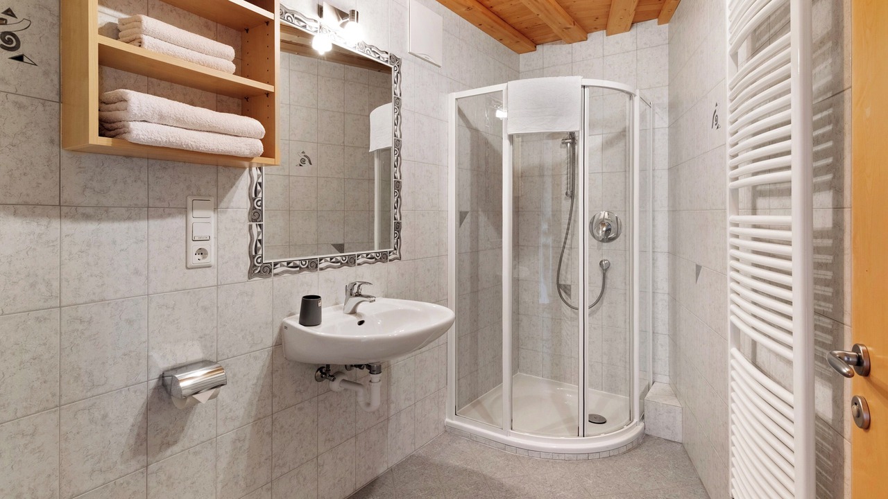 Photo of Bathroom in Melago