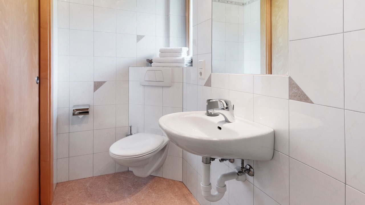 Photo of Bathroom in Melago