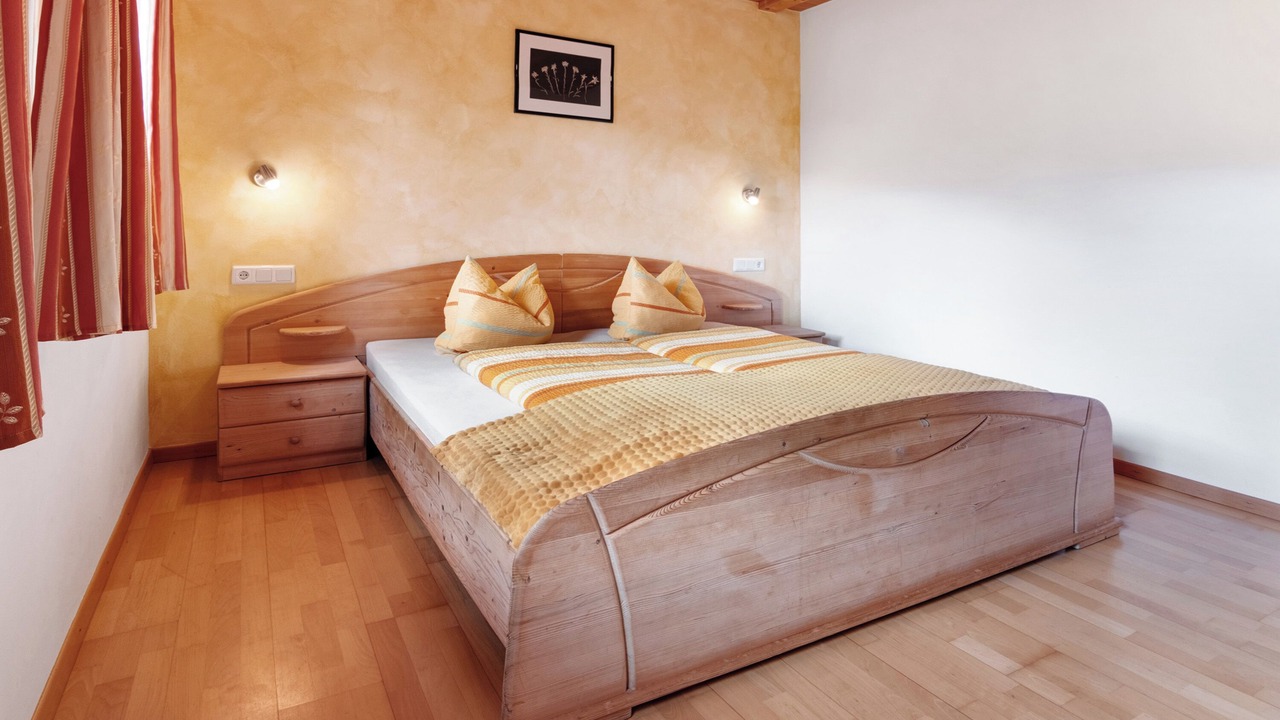 Photo of Bedroom in Melago