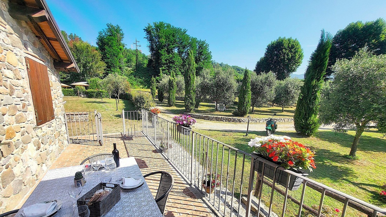 Photo of Outdoor in Mologno
